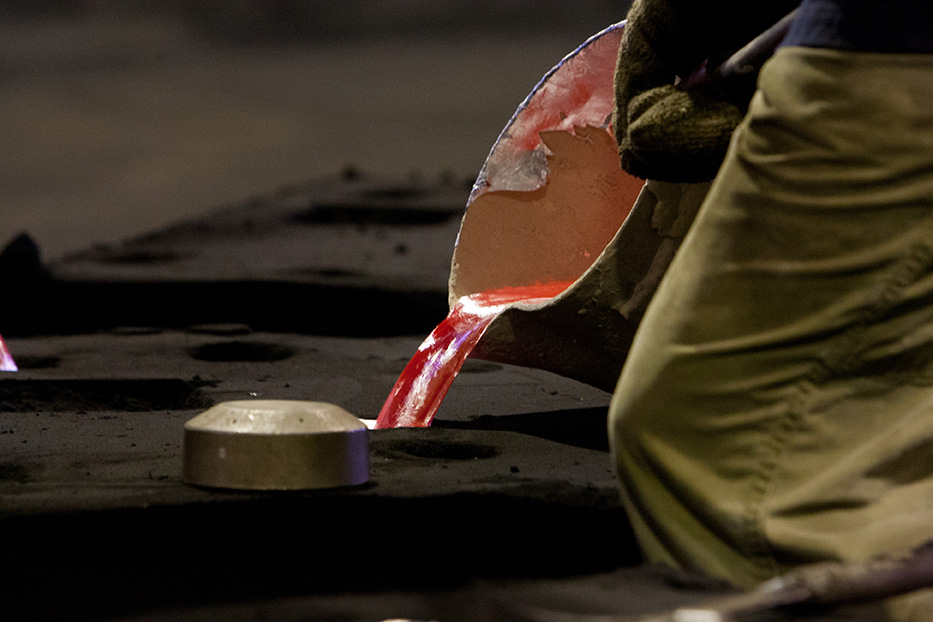 ERMAK Foundry Craftsman Pouring