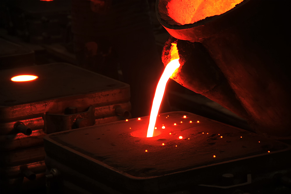 Molten Metal Pouring